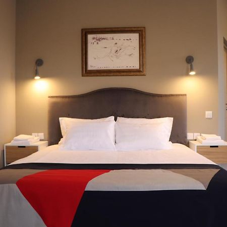 Mika Hotel Almaty Bagian luar foto