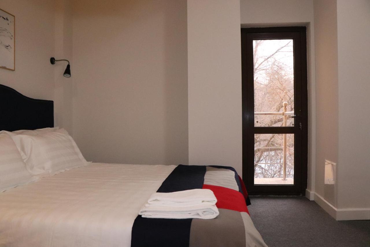 Mika Hotel Almaty Bagian luar foto