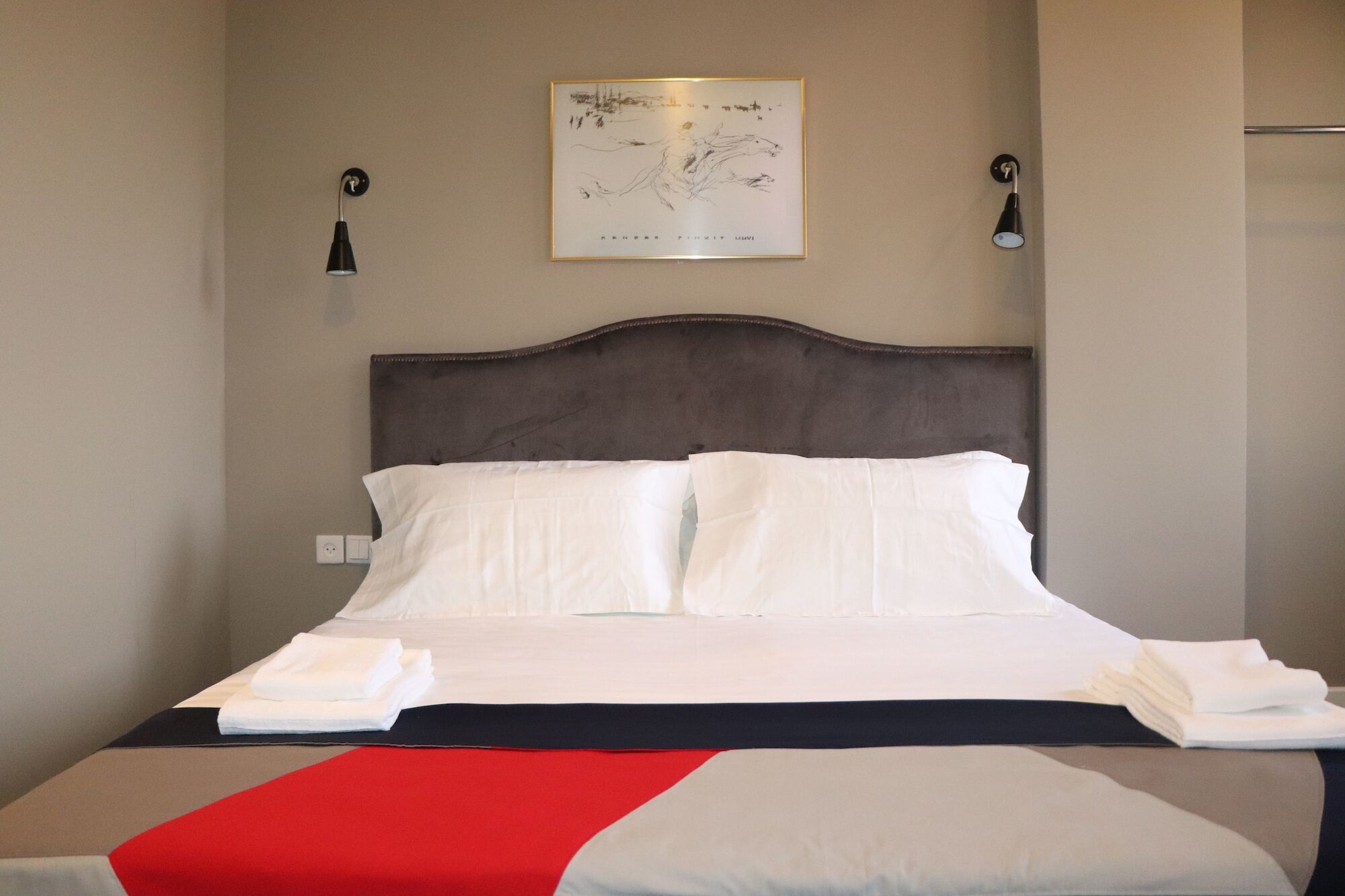 Mika Hotel Almaty Bagian luar foto